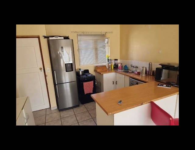 2 BEDROOM TOWNHOUSE FOR SALE IN NORKEM PARK